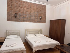 1 bedroom, iron/ironing board, WiFi