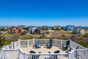 Terrace/patio - Private Pool, Ocean Views & 4-Min Walk to the Beach (Corolla)