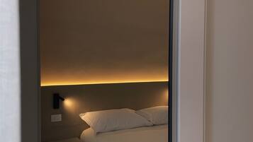 Kahden hengen huone, tupakointi kielletty | Työpöytä, ilmainen Wi-Fi, vuodevaatteet