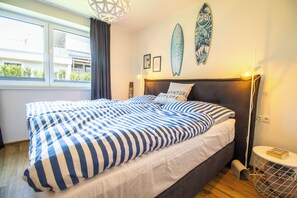 2 chambres, lit parapluie, Wi-Fi gratuit, draps fournis