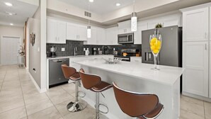 Coffee/tea maker, fridge, microwave, oven - 3 BD/ 2 BA / Storey Lake (3131-306 PC) (Kissimmee)