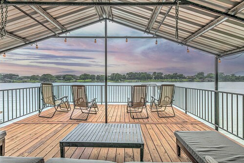 Lakefront Stay for 12 with Private Ramp, Dock & Views