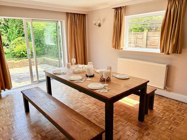 تناول الطعام