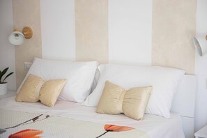 1 slaapkamer, een strijkplank/strijkijzer, gratis wifi, beddengoed