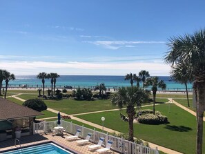 House, Multiple Beds (Blue Surf 16B) | Pool