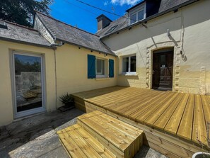 Terrace/patio - The Great Escape to Plouezec (Paimpol)