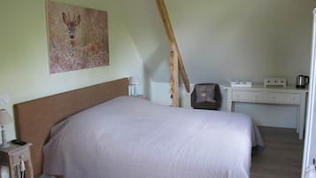 1 camera, ferro/asse da stiro, Wi-Fi gratuito, lenzuola