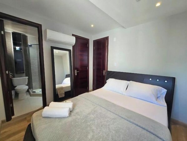 2 bedrooms, WiFi, bed sheets