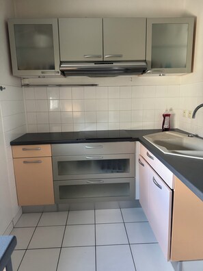 Microondas, horno y parrilla de estufa 