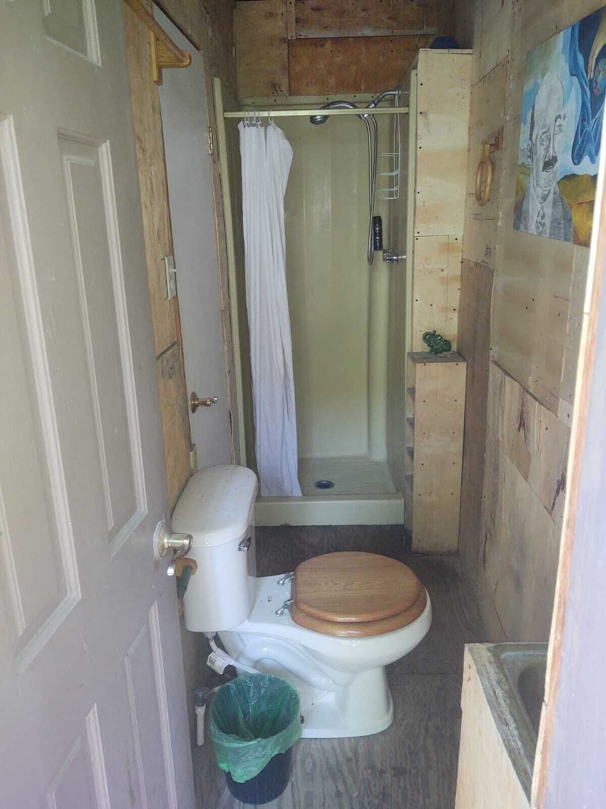 Towels, toilet paper