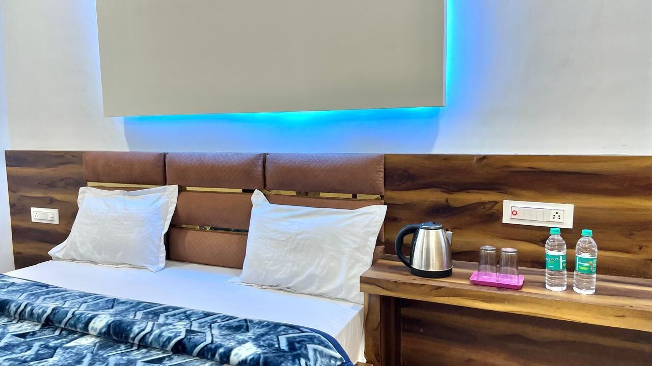 Deluxe Double Room, Balcony, City View | Desk, laptop workspace, free WiFi