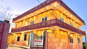 Fachada del alojamiento