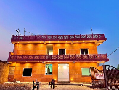 manya palace