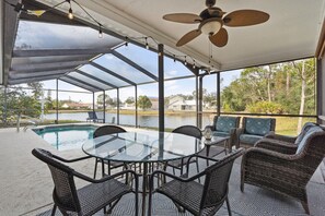 Outdoor pool, a heated pool - Pool on the Lake, Peaceful, Close to Beaches, Restaurants, Entertainment (Sarasota)
