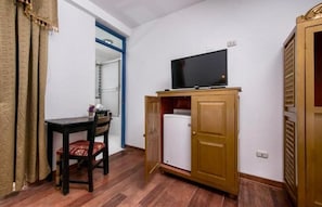 Standard Twin Room | Living area