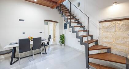 Nikos StoneHouse family home, located in the center of Prines