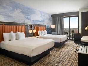 Premium bedding, pillowtop beds, in-room safe, desk - Grand Island Casino Resort (Grand Island)