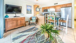 Leilighet, 1 kingsize-seng med sovesofa (Blue Surf 17A) | Innvendig