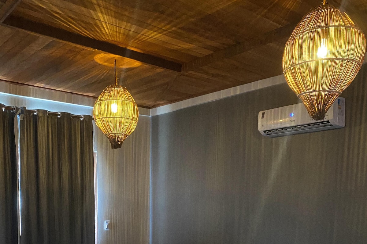 Deluxe Double Room, Beach View | Free WiFi