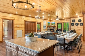 Dining - New 8BR Mountain Getaway | Close to PF | Private Heated Pool | Sleeps 28 (Sevierville)