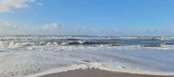 Family home between sea and countryside for 6 people