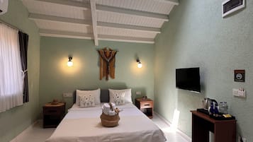 Comfort Room | Minibar, in-room safe, free WiFi, bed sheets