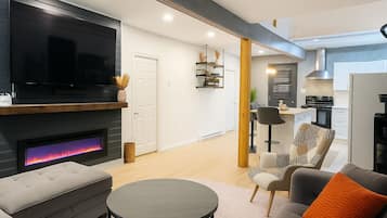 TV connectée, cheminée