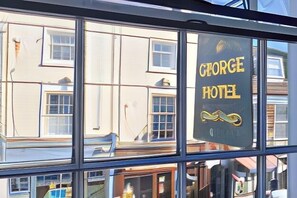 Exterior - The George Hotel (Buckden)