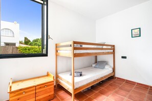 Villa, Accessible, Smoking | Internet
