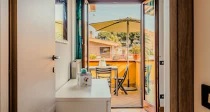 Lemon House - Acilia