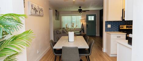 تناول الطعام