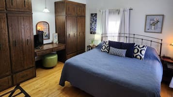 2 slaapkamers, een strijkplank/strijkijzer, wifi, beddengoed