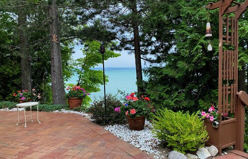 Old Mission Peninsula Private Sandy Beachfront Home