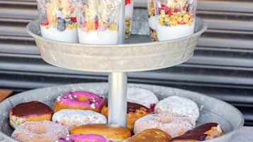 Free daily full breakfast