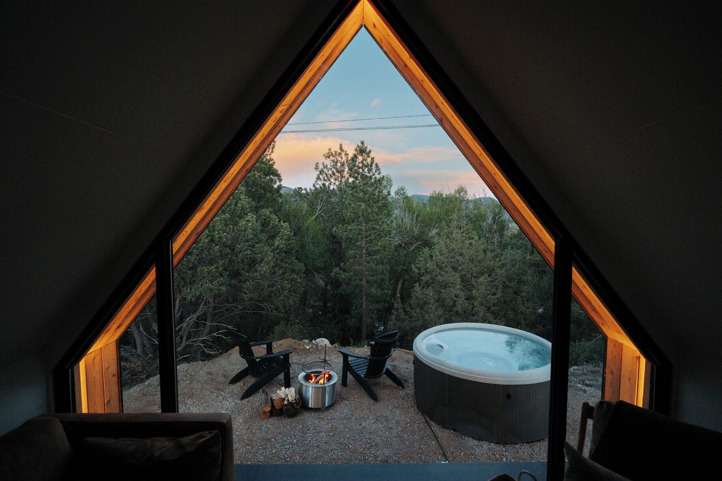 Luxury Chalet, Pets allowed, River View | Outdoor spa tub