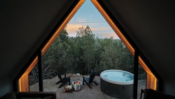 Luxury Chalet, Pets allowed, River View | Outdoor spa tub