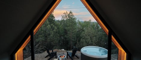 Luxury Chalet, Pets allowed, River View | Outdoor spa tub