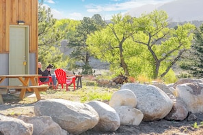 Villa Confort, patio, vue établissement | Extérieur