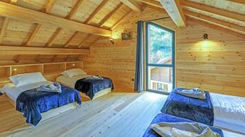 6 Schlafzimmer, Bügeleisen/Bügelbrett, Reisekinderbett, kostenloses WLAN