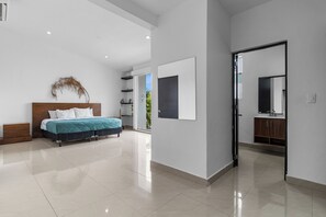 3 chambres, bureau, fer et planche à repasser, Wi-Fi gratuit