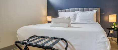8 bedrooms, iron/ironing board, WiFi, bed sheets