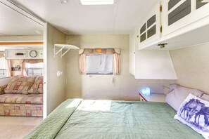 1 habitación, tabla de planchar con plancha y acceso a internet