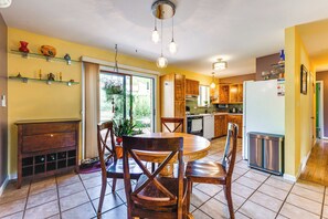 Dining - < 1 Mi to CU Boulder: Home w/ Fenced Yard! (Boulder)