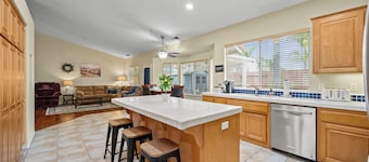 Explore Ramona's Vineyards: Tranquil Home w/ Yard
