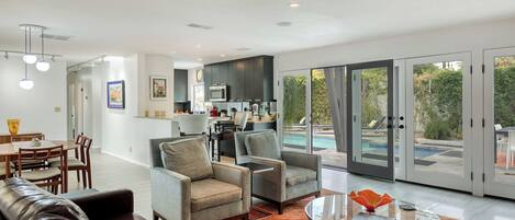 リビング エリア