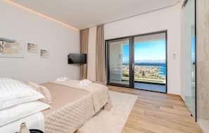 4 chambres, coffre-fort, lit de bébé portatif, accès au Wi-Fi (inclus)
