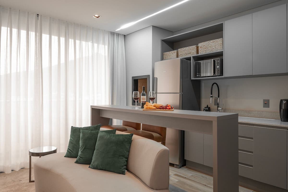 Departamento | Área de sala de estar | Smart TV de 40 pulgadas con canales digitales