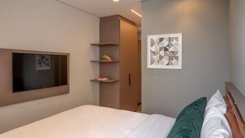 Apartamento premium | Espaço de trabalho para notebook, Wi-Fi de cortesia, roupa de cama