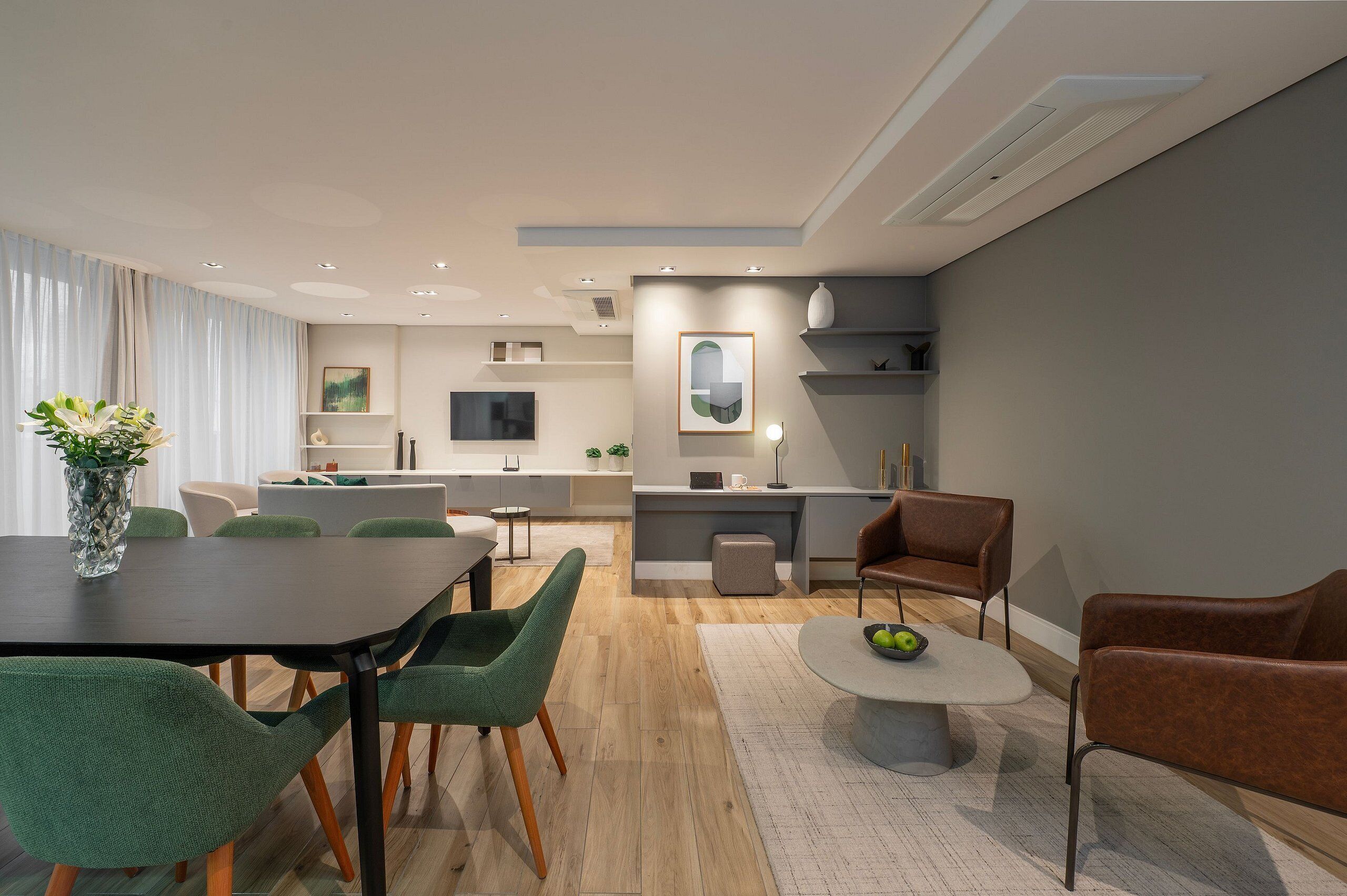 Club Apartment | Dining
