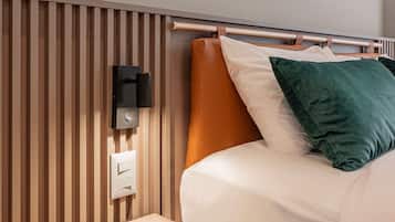 Laptop workspace, free WiFi, bed sheets